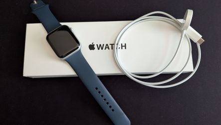 Apple watch SE. 2nd Generation 32GB