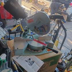 Hitachi C10fc  Compound Saw