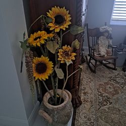 Giant Artificial Sunflowers With Ceramic Base