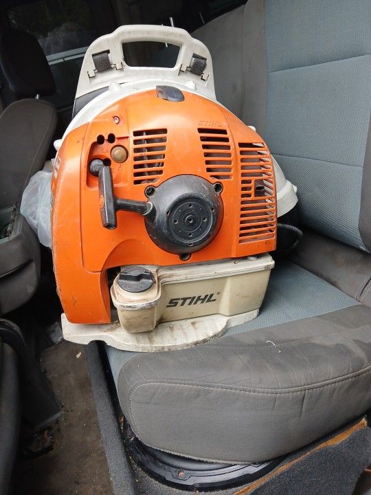 Stihl Backpack Leaf Blower