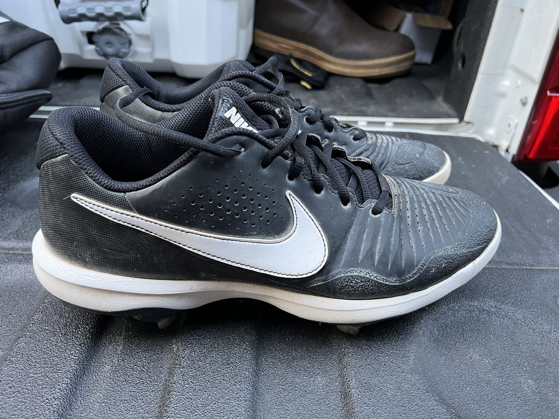 Nike Baseball Cleats Size 11.5