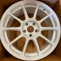 18” ZE40 Style Flow Formed Wheels Rims 18x8.5 +42 5x114.3 Fits Honda Civic Accord TSX TL S2000