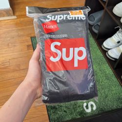 Supreme X Hanes Medium Men’s Underwear