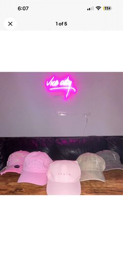 Lot of Assorted Hats