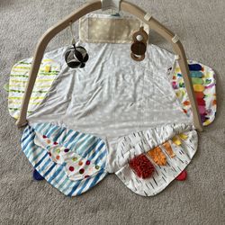 Lovevery Playmat 