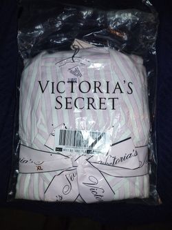 Victoria's Secret Long Pajama Set - Pretty Blossom Shimmer 
