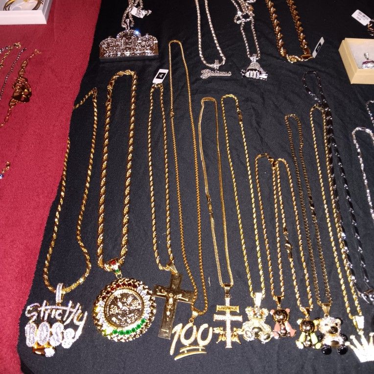 NRW TO SYRACUSE.. Jewelry Sales, Necklaces, Braclets, Earrings, Pendants, Sunglasses, Watches And MORE!