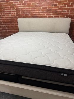 Mattress brand new in the box,Memory foam, memory foam and spring, hybrid