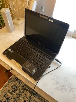 Toshiba slim laptop-great for college!