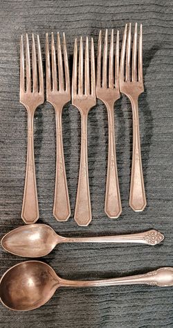 7 Pieces of William Rodger's And Sons Silverplated Silverware 