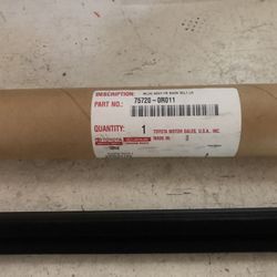 Toyota RAV4 Belt Molding Window Weatherstrip