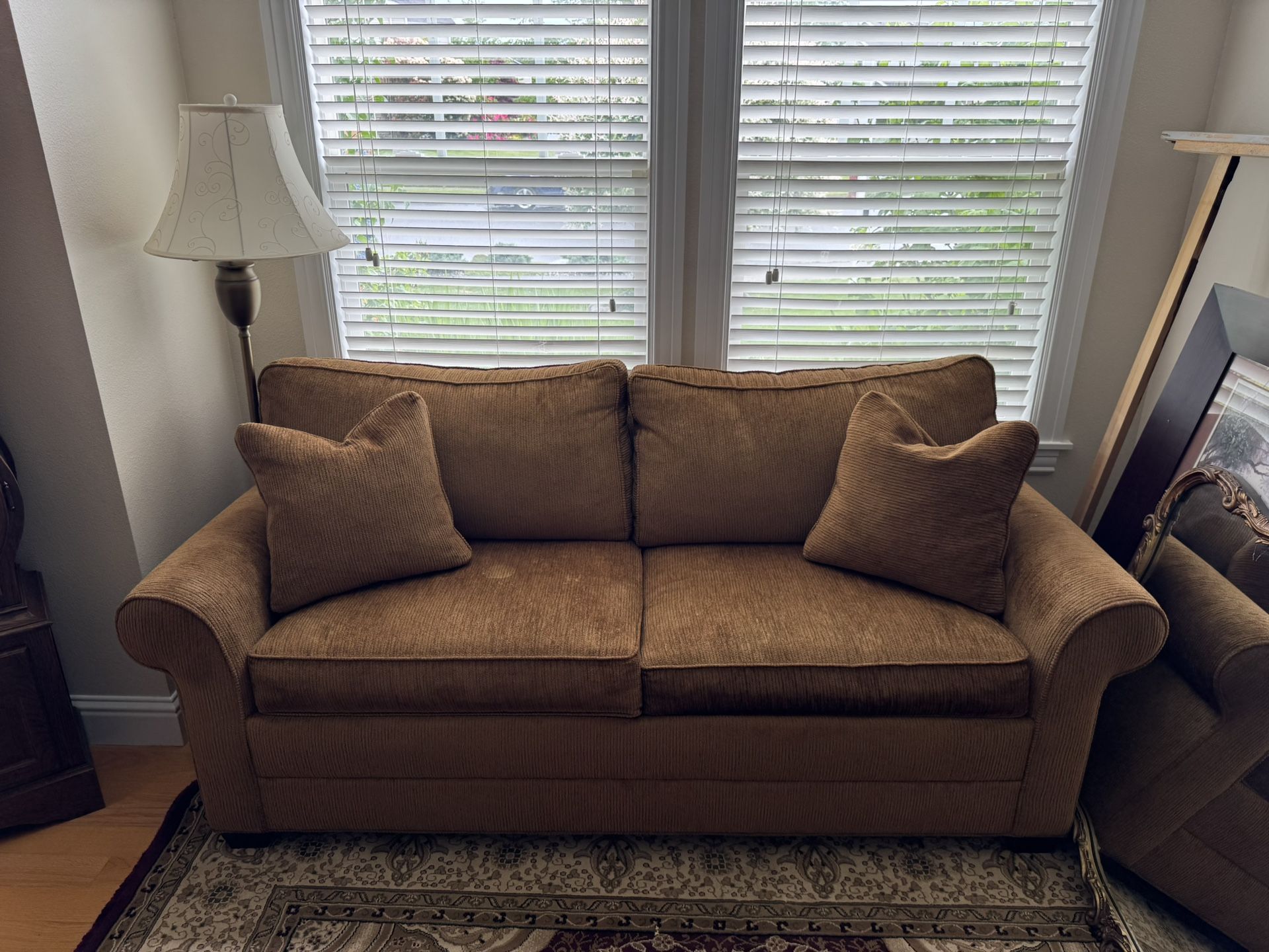 Ethan Allen  6 Ft  Sofa Sleeper 