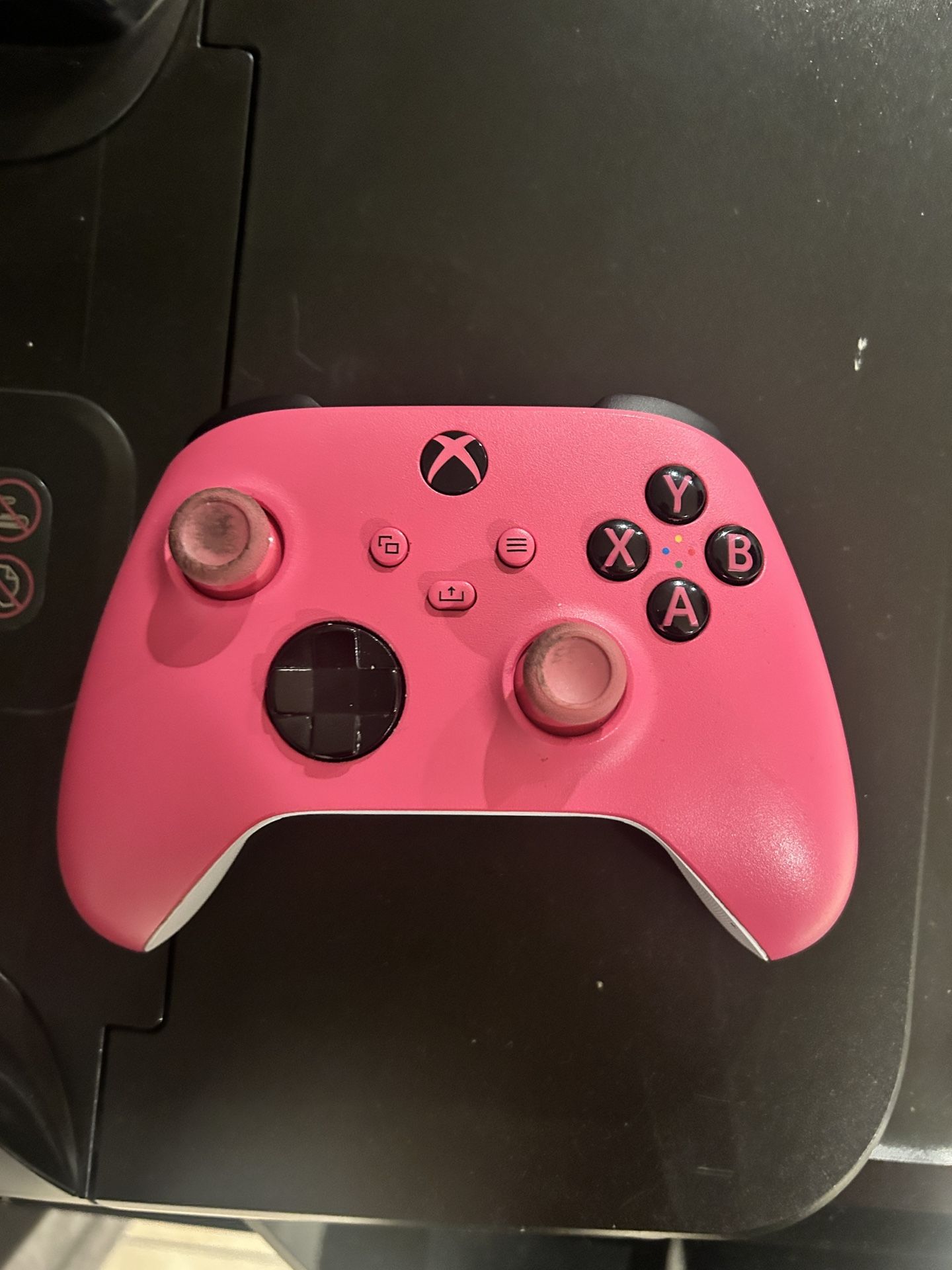 Pink Xbox Controller 