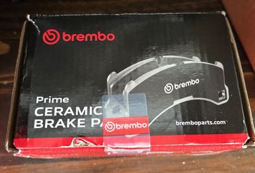 NEW Brembo Rear Brake Pads SET Both Sides - P83132N - Fits Lexus IS GS RC