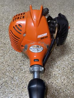 WEED WACKER STRING TRIMMER – $250 ECHO SRM-225 21.2 CC GAS 2 STROKE STRAIGHT SHAFT STRING TRIMMER WEED WACKER