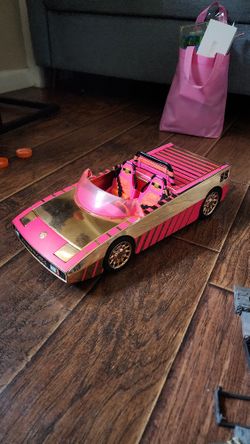 Lol Doll car, great condition. Check out my other offers 