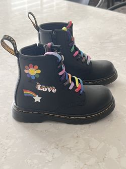 Girls Doc, Martin, size 10 Casual Boot Medium  
