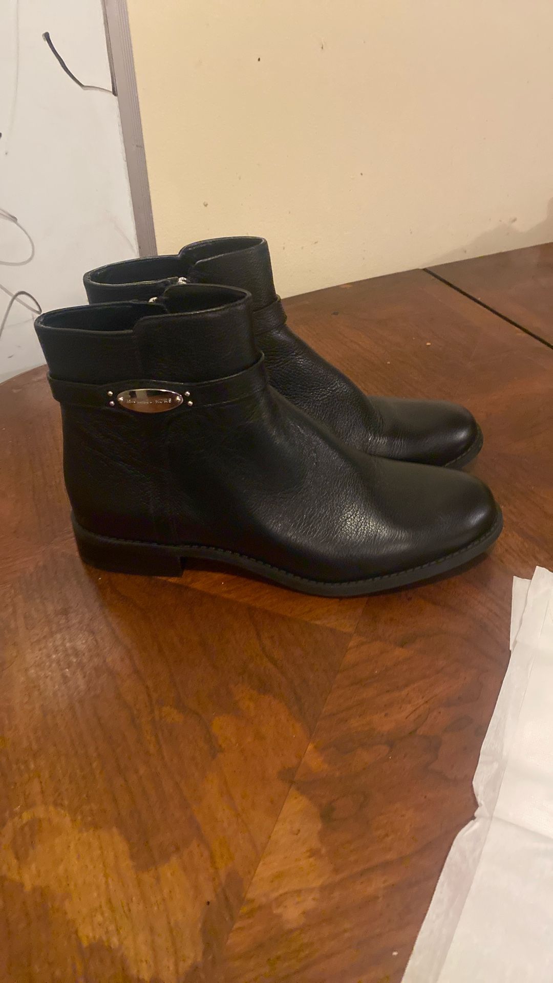 Michael Kors Booties ( Black Size 8.5 ) 