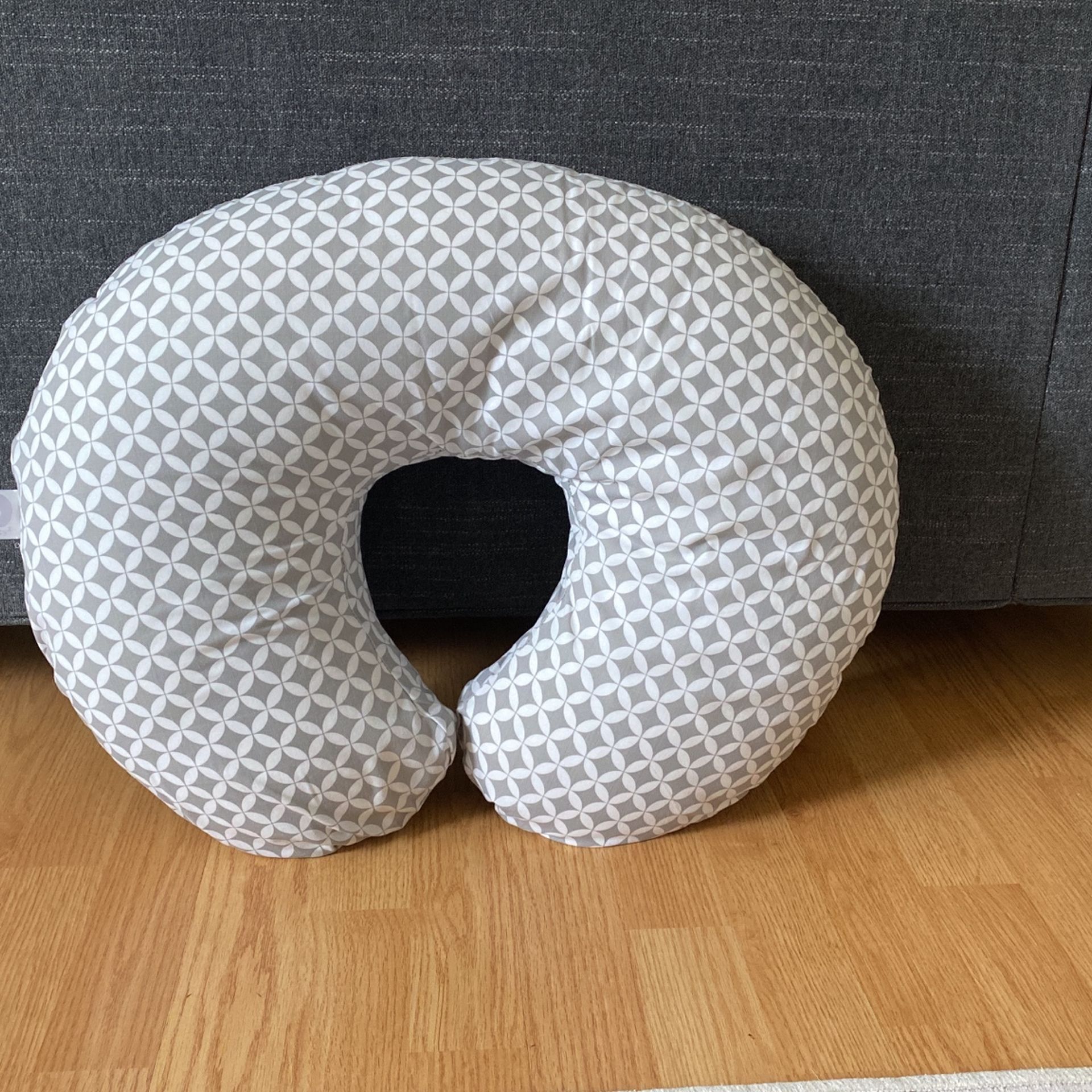 Boppy with Double Washable Sheet