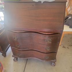 Antique Dresser With Key