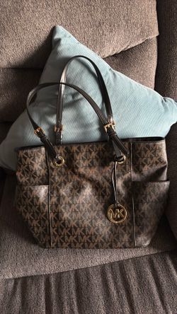 Purse, MK