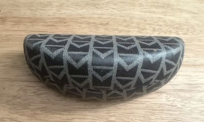 MICHAEL KORS SUNGLASSES/EYEGLASSES CASE (CASE ONLY)