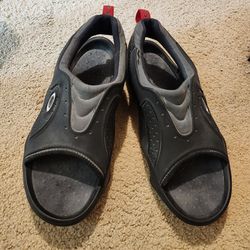 Men's Oakley Sandals