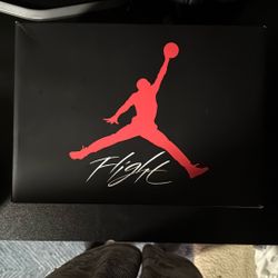 Jordan 4 Retro