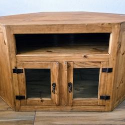 TV Console (Solid Oak)
