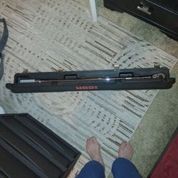 3/4 in. Drive, 100 to 600 ft-lb Professional Click Torque Wrench