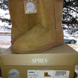 Girls Apres (Lamo) Boots