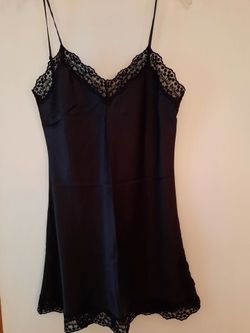 VICTORIA SECRET SLIP DRESS
