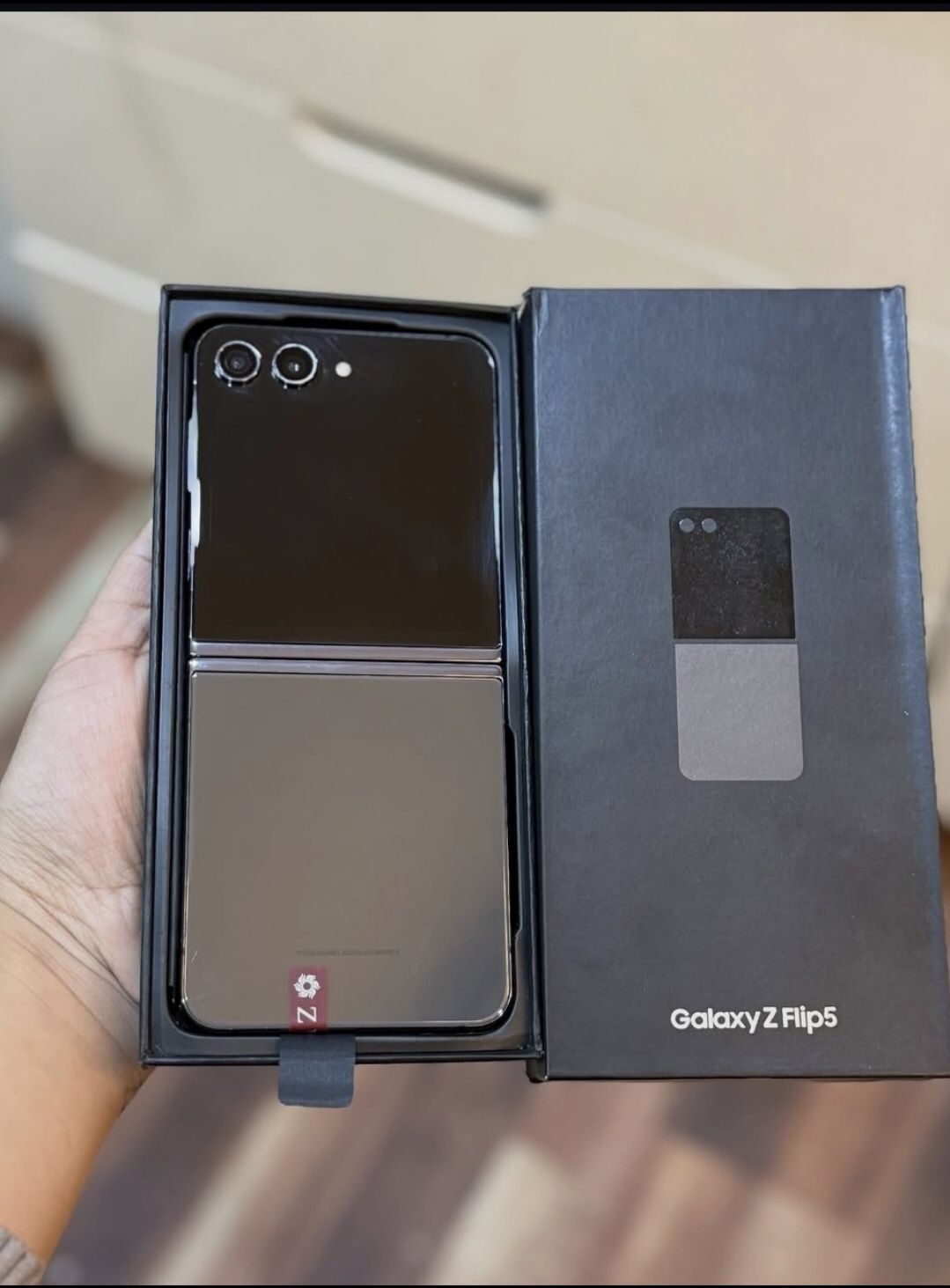 𝚂𝚊𝚖𝚜𝚞𝚗𝚐 𝙶𝚊𝚕𝚊𝚡𝚢 𝚉 Flip 5 𝚄𝚗𝚕𝚘𝚌𝚔𝚎𝚍 𝚠𝚒𝚝𝚑 𝚠𝚊𝚛𝚛𝚊𝚗𝚝𝚢 ☺️