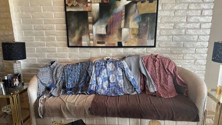 Lot of 5 Men's Button-Up Dress Shirts by Bugatchi