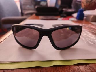Foster Grant Black Mens Sunglasses