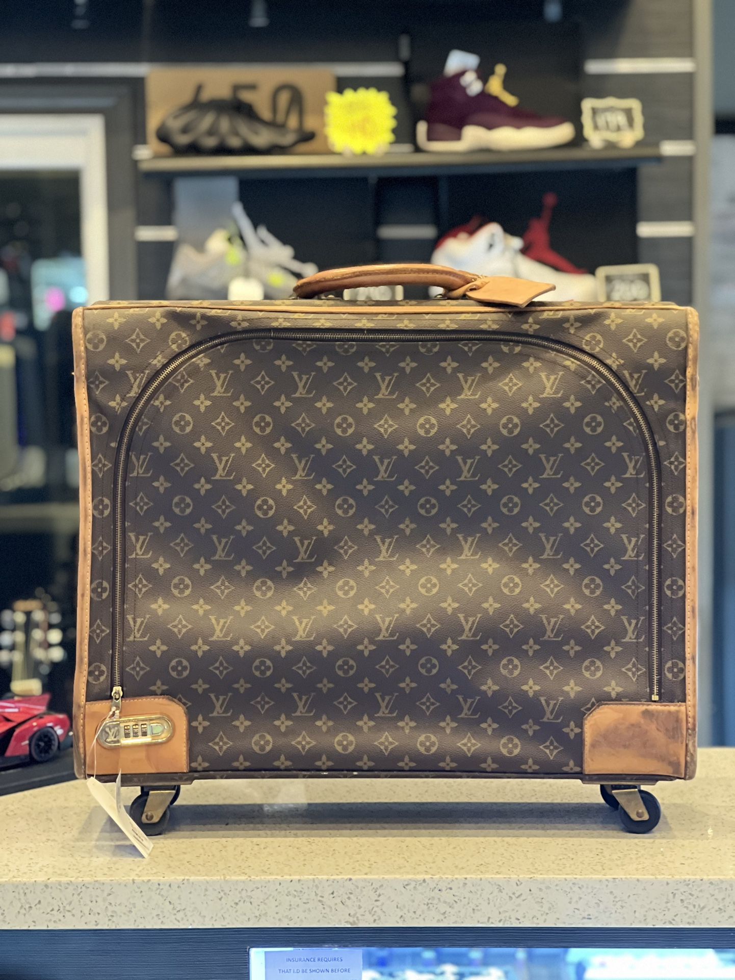 Louis Vuitton Roller Luggage