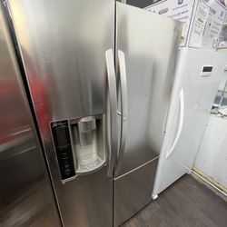 LG side By Side Stainless Steel Refrigerator