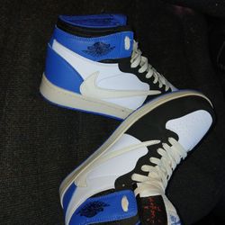 Travis Scott (Size10)