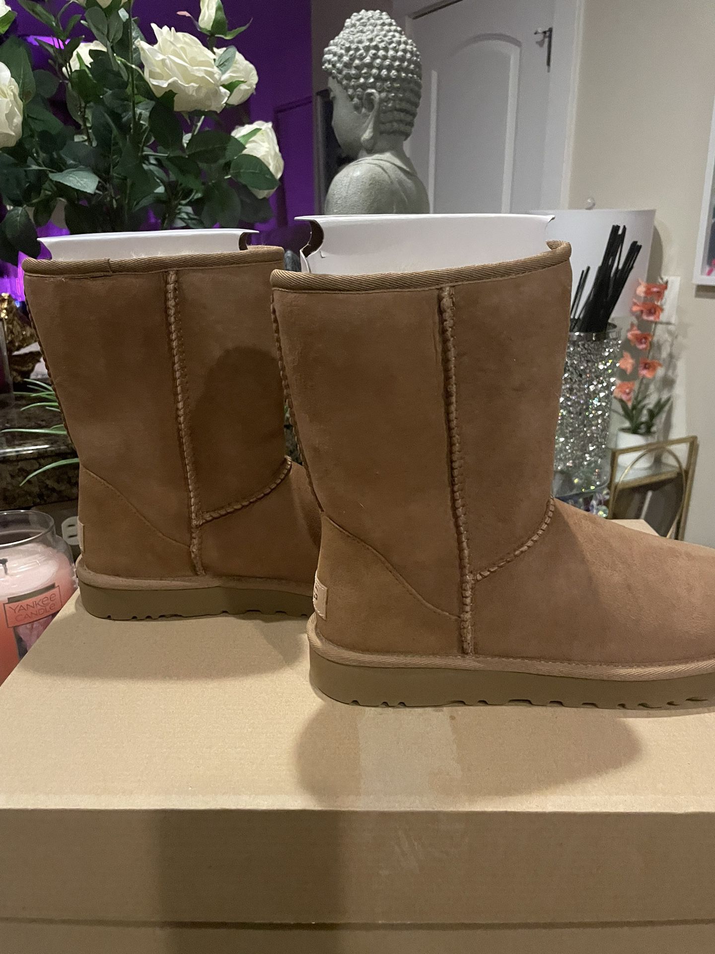 UGG BOOTS NEW