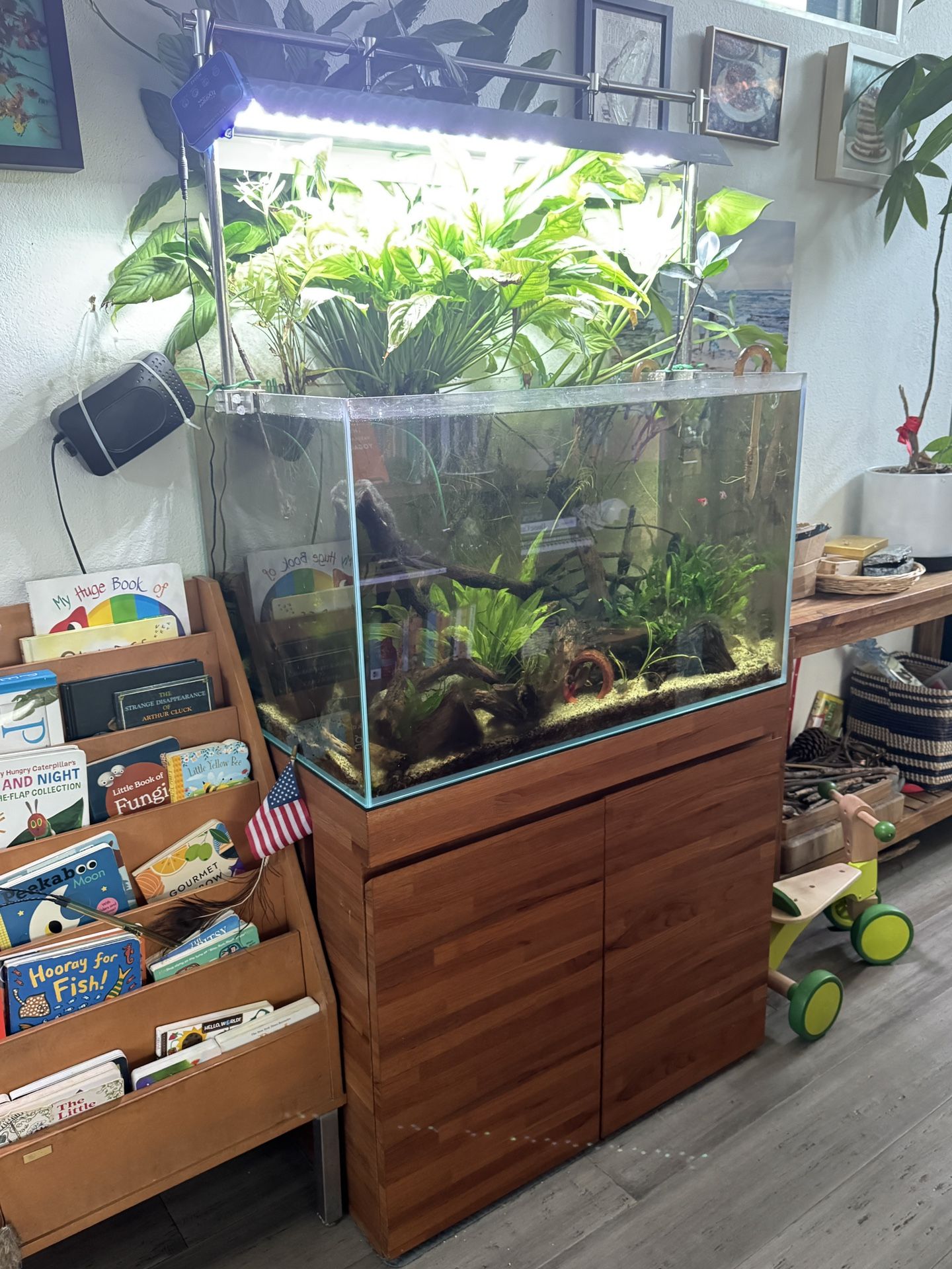 68G UNS Tropical Fish Aquarium