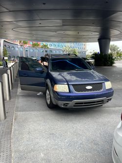 2005 Ford Freeestyle SUV low Miles