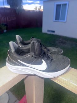 Boys shoes