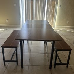 Extendable Table