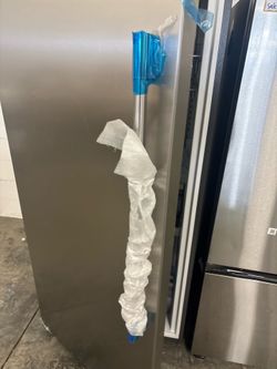 Frigidaire Stainless Steel UPRIGHT COMMERCIAL FREEZER