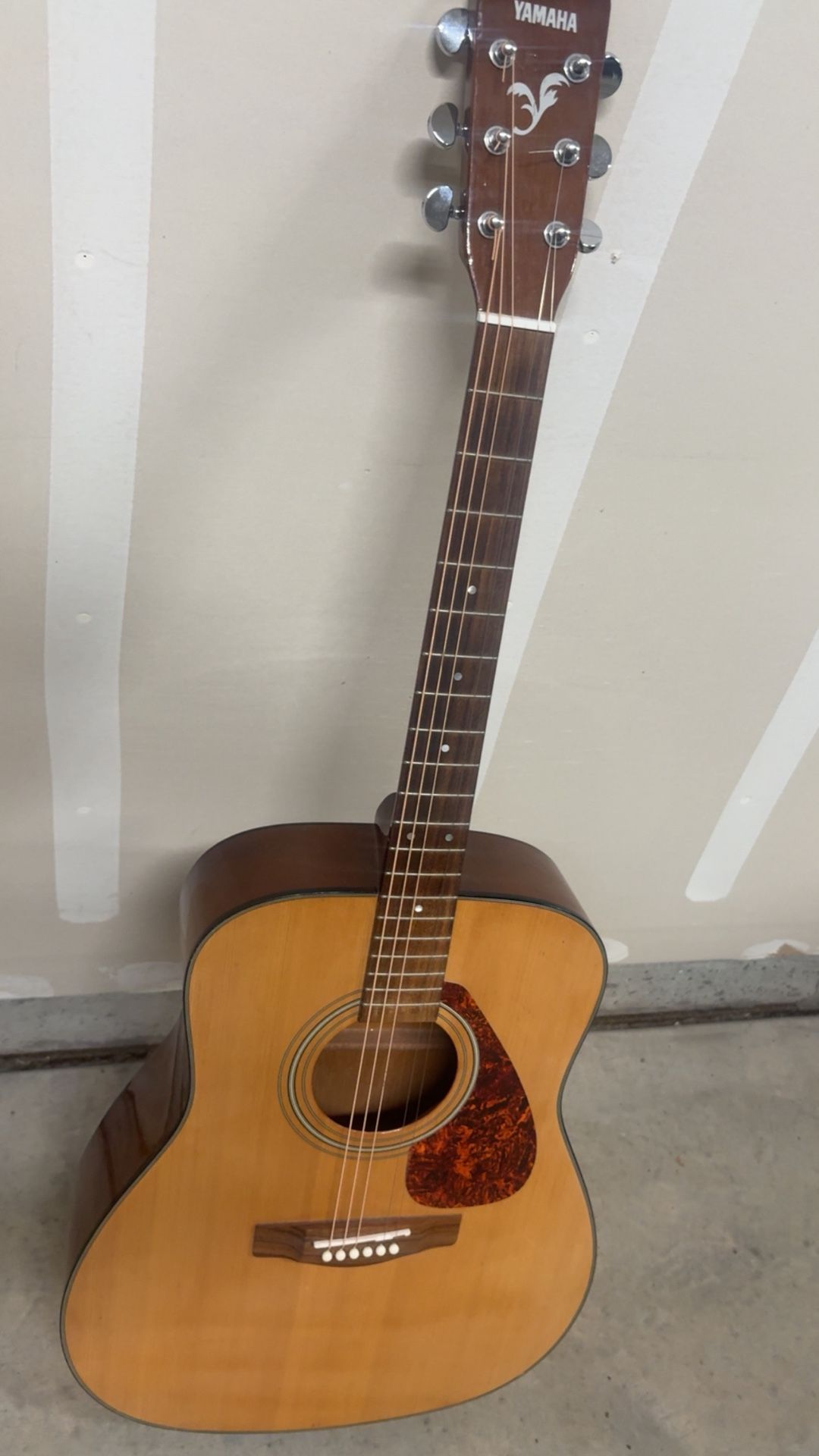 Yamaha F310 acoustic guitar