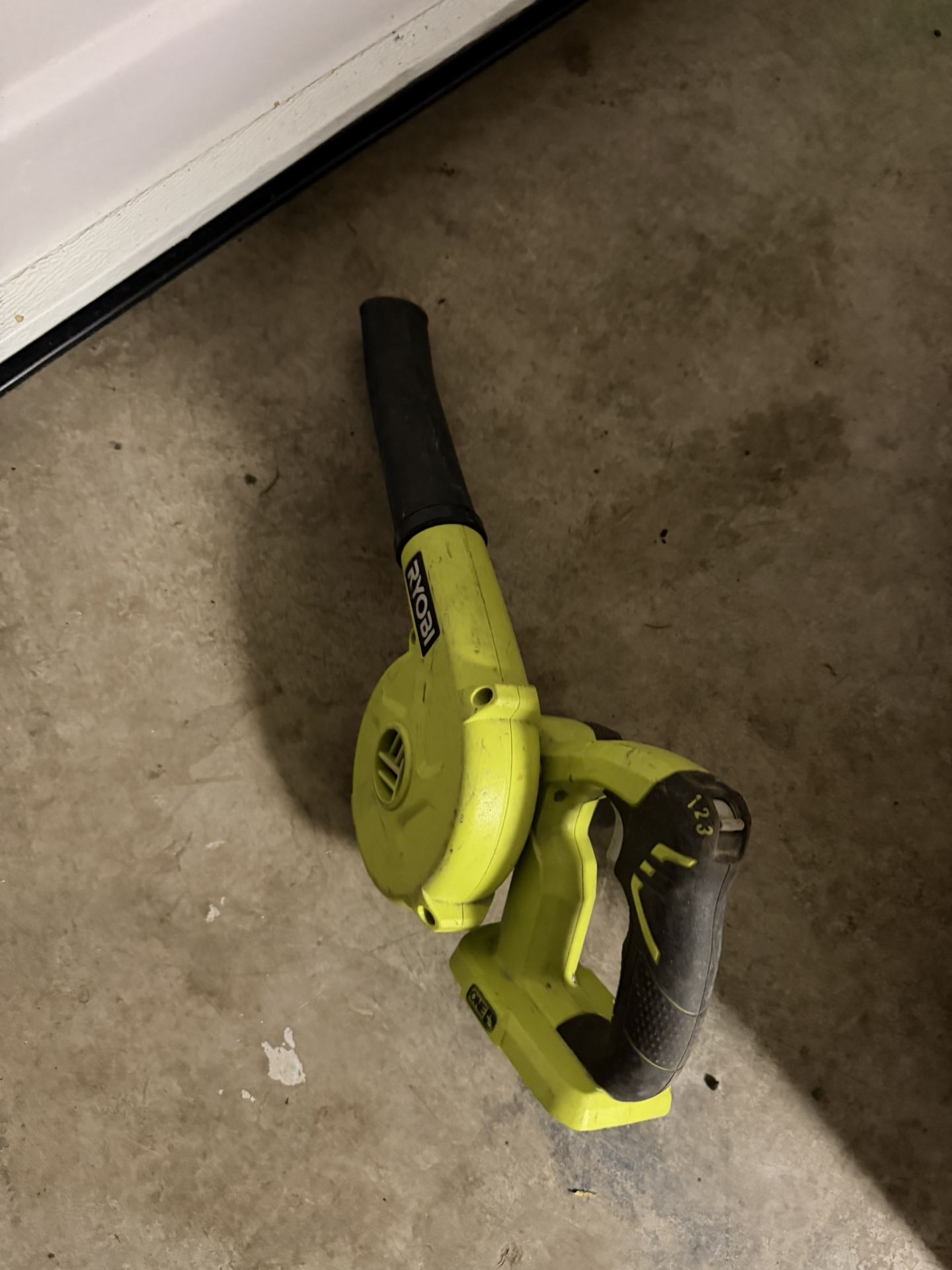 Ryobi Blower