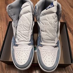 Brand New AIR JORDAN 1 Retro OG High Hyper Royal 555088-402 Size 10.5
