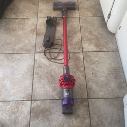 Dyson Vacum