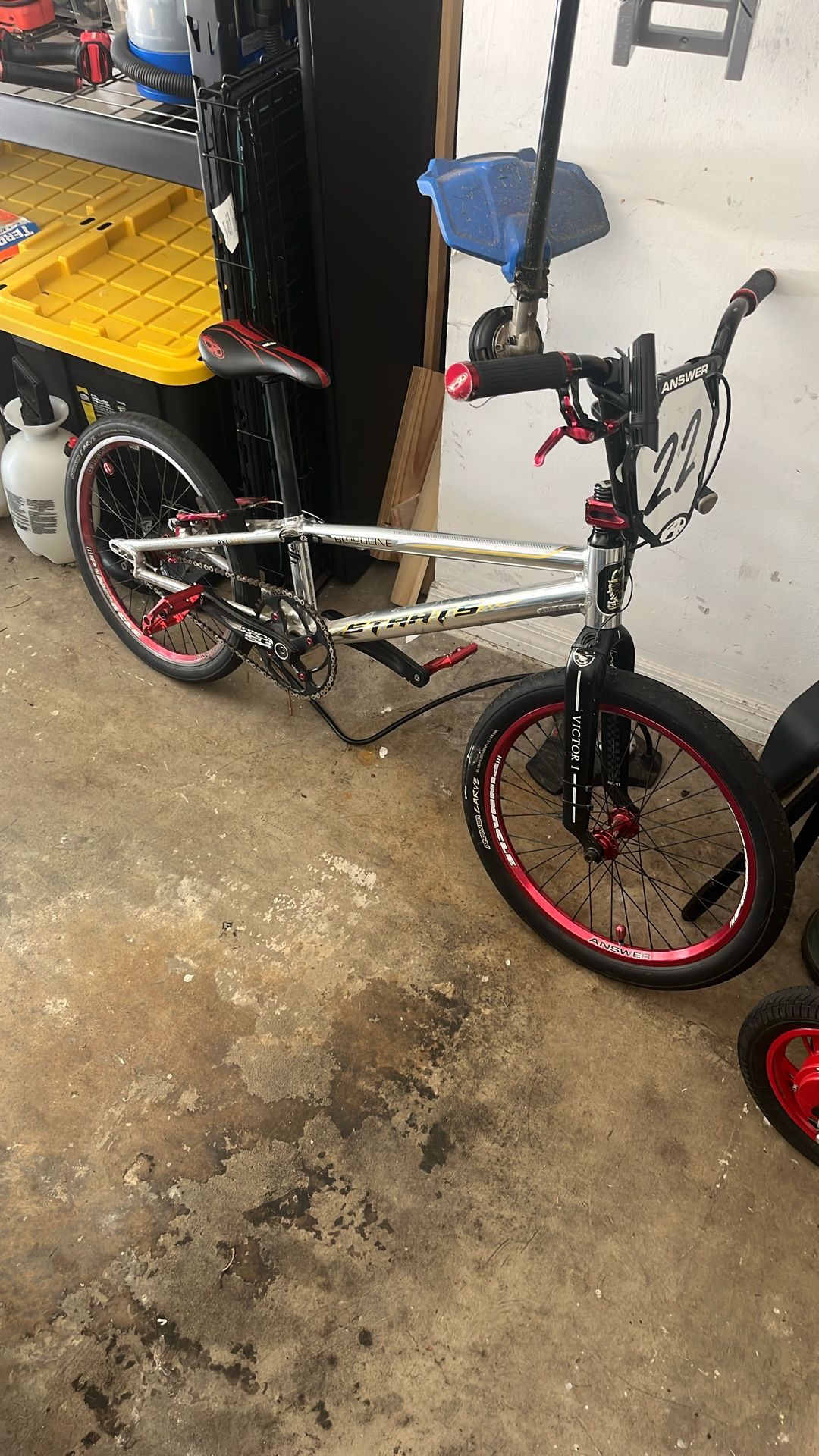 Bmx racing bike