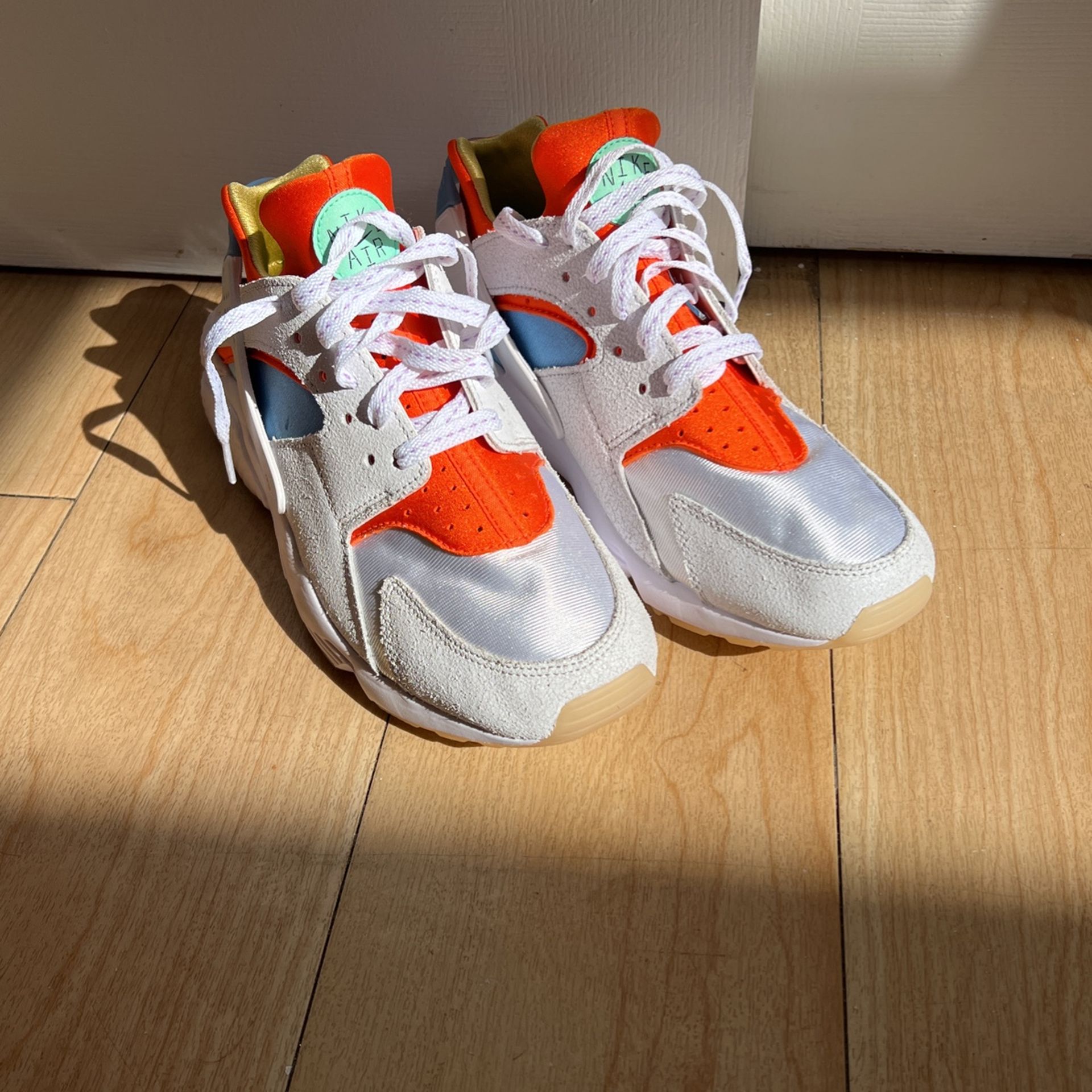 Nike Shoes Size 9 $75 Obo